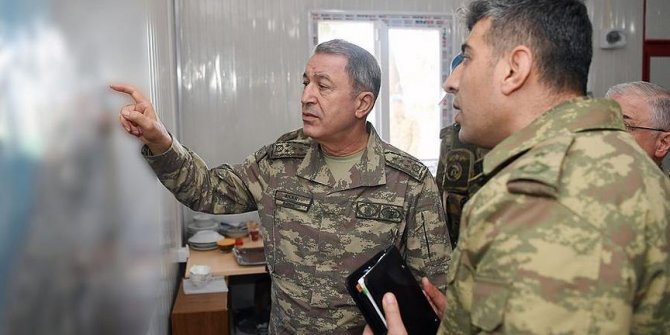 Genelkurmay Başkanı Akar Suriye sınırında