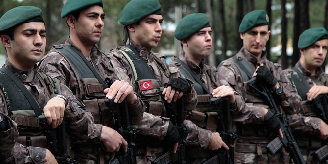 Özel harekat polisleri Afrin'e dualarla uğurlandı