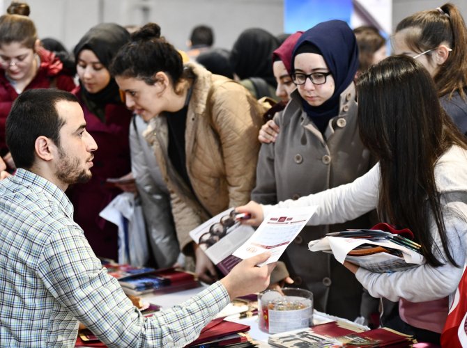 Üniversiteler kendilerini tanıttı