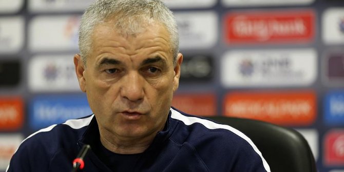 Trabzonspor Teknik Direktörü Çalımbay: Kadro açısından sıkıntı yaşıyorum