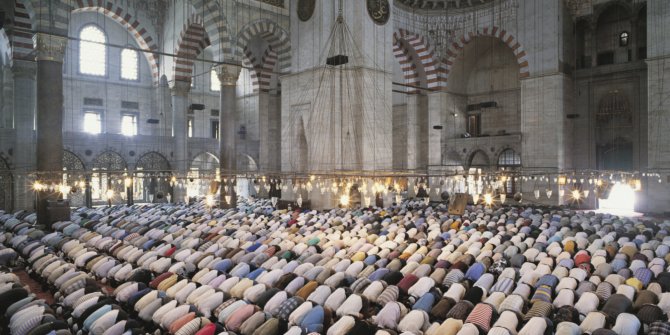 İstanbul Üniversitesi İlahiyat Fakültesi: İslam kıyamete kadar geçerli bir ilahi mesajdır