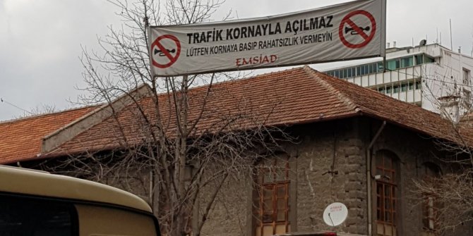 Trafik kornayla açılmaz