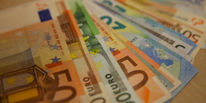AB Bakanlığından sivil toplum kuruluşlarına 3 milyon avro hibe