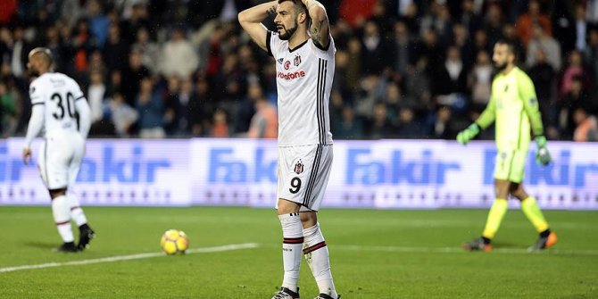 Beşiktaş liderliğe hasret kaldı