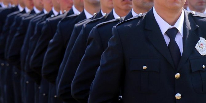 Komiserlik sorularını sızdıran polis ve öğretmenlere gözaltı