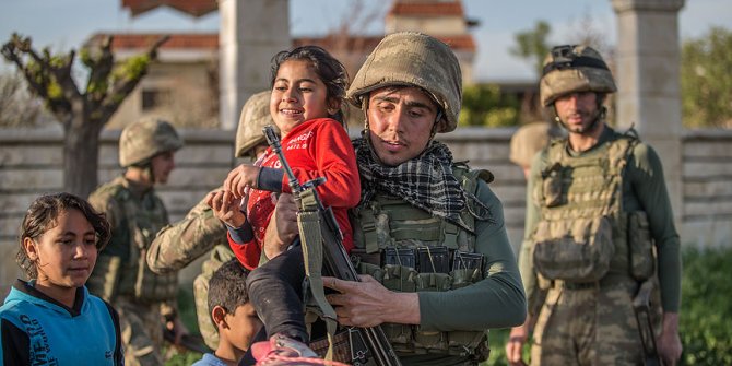 Türk komandosu Afrin'de destan yazıyor