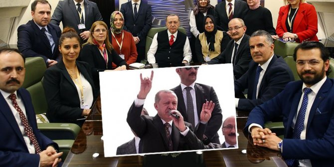 Cumhurbaşkanı Erdoğan’dan  ‘Bozkurt’ işareti ve seçim açıklaması