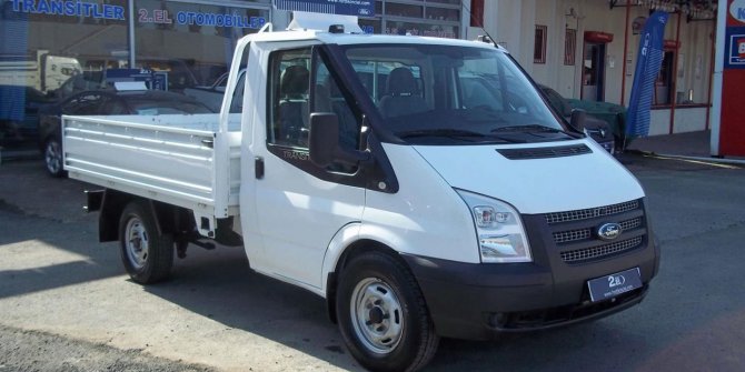 İcradan satılık 2015 model ford transit kamyonet