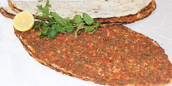 Antep lahmacunu AB yolunda