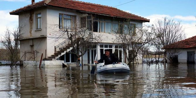 Meriç nehri taştı evleri su bastı