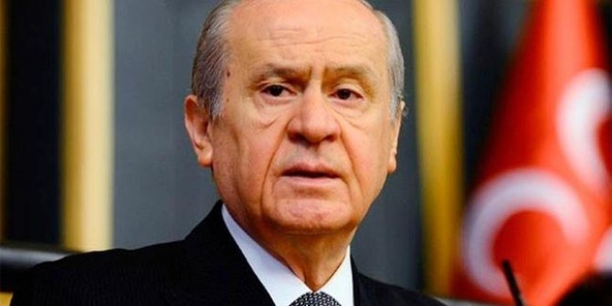 Bahçeli'den kritik uyarı: Döviz silahını çektiler!