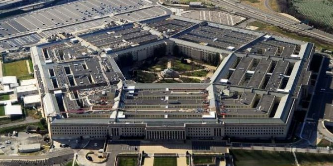 Pentagon topu Trump'a attı: O tweet'leri Beyaz Saray'a sorun