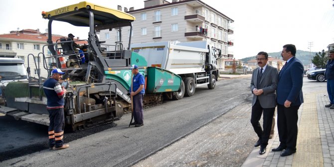 Altındağ'da asfalt sezonunu başlattı