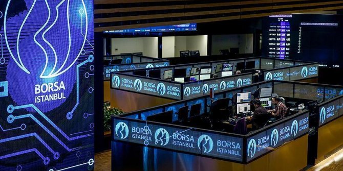 Borsa rekor işlem hacmiyle 112.000 puanı aştı