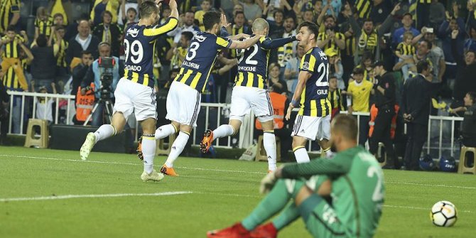 Fenerbahçe zirve takibini sürdürdü