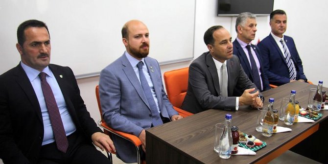 Bilal Erdoğan Sırbistan'daki 'Türkiye Mezunları' ile buluştu