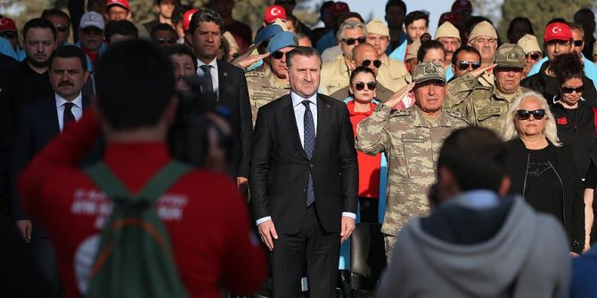 'Milletin yüreğindeki Seyit Onbaşılar ayağa kalkacaktır'