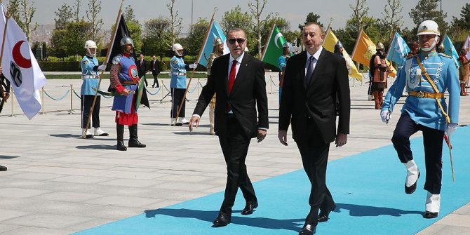 Cumhurbaşkanı Erdoğan, Aliyev'i resmi törenle karşıladı