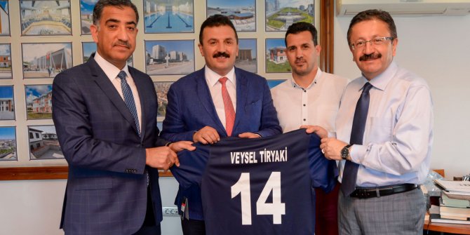 Yeni Altındağ Belediyespor'dan Başkan Tiryaki'ye sürpriz