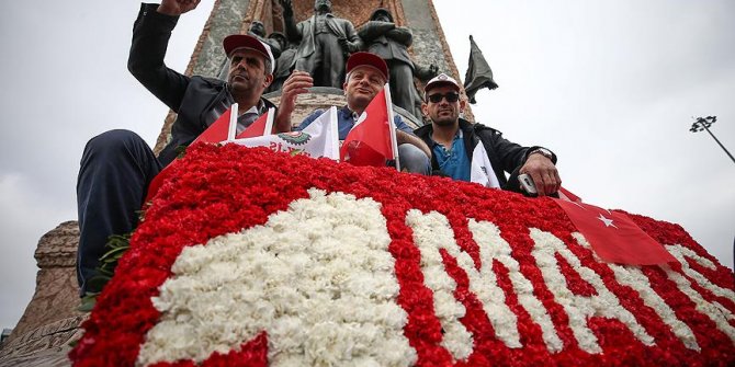 1 Mayıs Emek ve Dayanışma Günü kutlanıyor