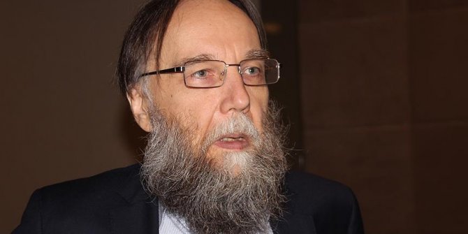 'İran, Rusya ve Türkiye birbirine yakın durmak zorunda'