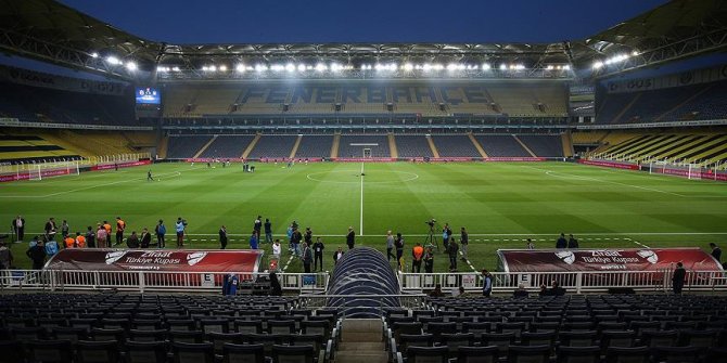 Beşiktaş sahaya çıkmadı, derbi iptal edildi