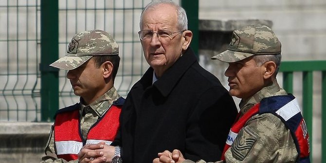 Eski 2. Ordu Komutanı Huduti'ye 15 yıl hapis cezası