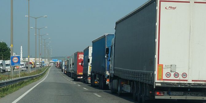 Tır kuyruğu sorununa çift taraflı çözüm