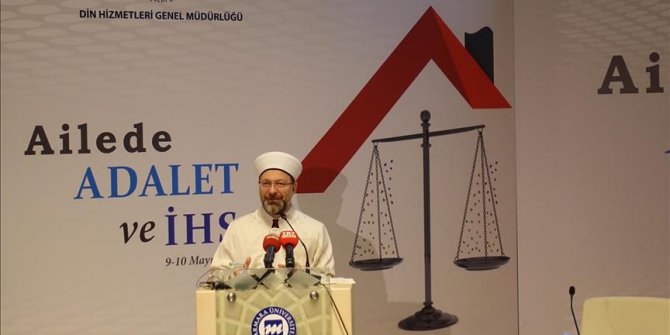 Kur'an bizi her daim adalete davet etmektedir
