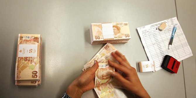 İşsize yılın ilk çeyreğinde 1 milyar 103 milyon lira