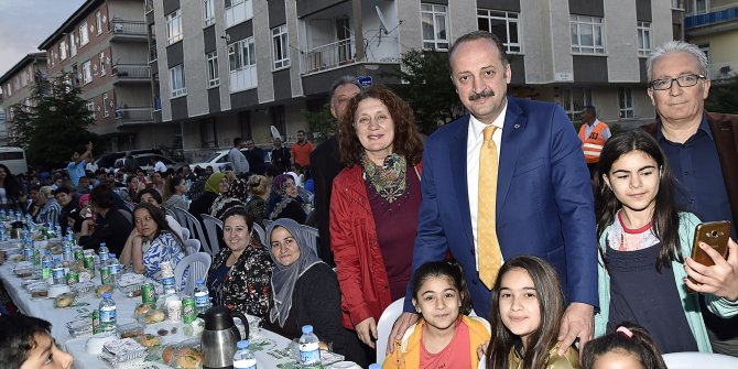 3 mahallede 2 iftar sofrası