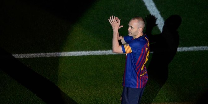 Iniesta, Japonya'ya gidiyor