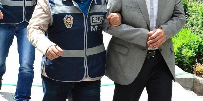 Eşcinsel FETÖ imamı AIDS testi yaptırmak isterken yakalandı