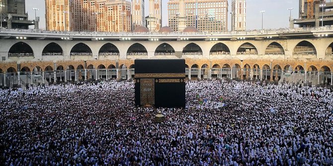 Suudi Arabistan Yemenlilere 'umre kapısını' açtı