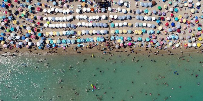 Turist sayısındaki artış rekoru sürüyor