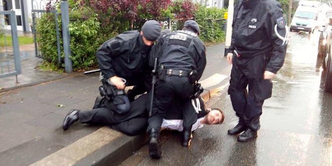 Almanya'da PKK'lılara tepki gösteren Türk'e polis şiddeti