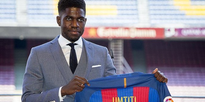 Umtiti 2023'e kadar Barcelona'da