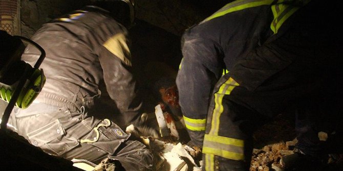 İdlib'e hava saldırısı: 20 ölü, 80 yaralı
