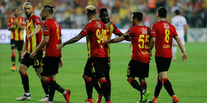 Göztepe, 5 futbolcusuyla yollarını ayırdı