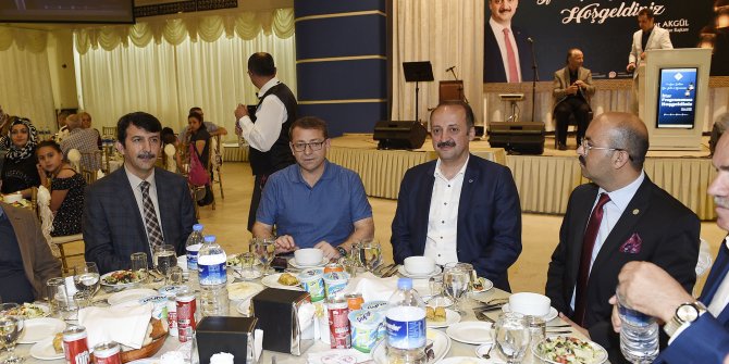 Kanaat önderleri ve muhtarlarla iftar