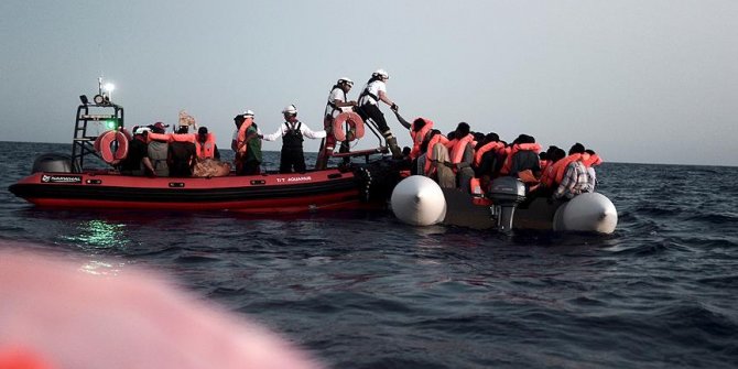 Kaçak göçmenlere Fransa sessiz kalırken Korsika kucak açtı