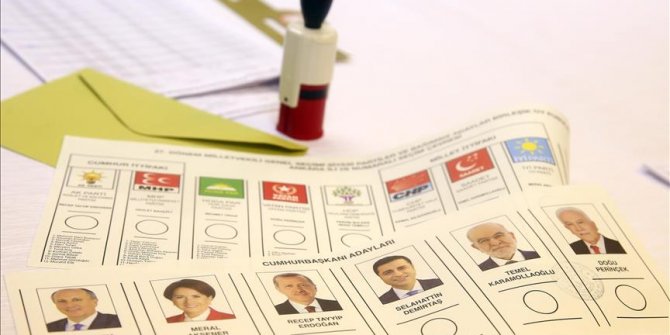 Türkiye yarın sandık başına gidiyor