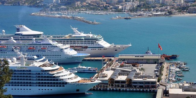 Kruvaziyer gemilerin gözdesi Kuşadası
