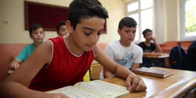 Diyanetten öğrencilere yaz kamplarında değerler eğitimi