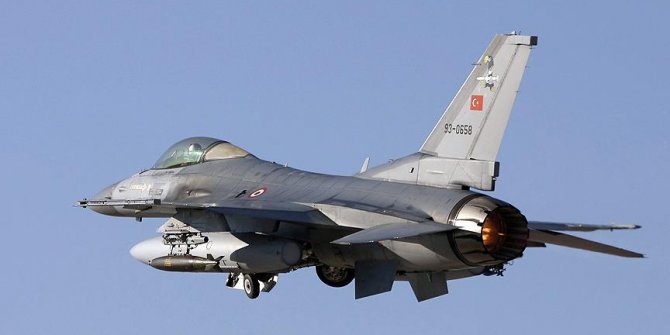 Türk Silahlı Kuvvetlerince Irak'ın kuzeyine hava harekatı!