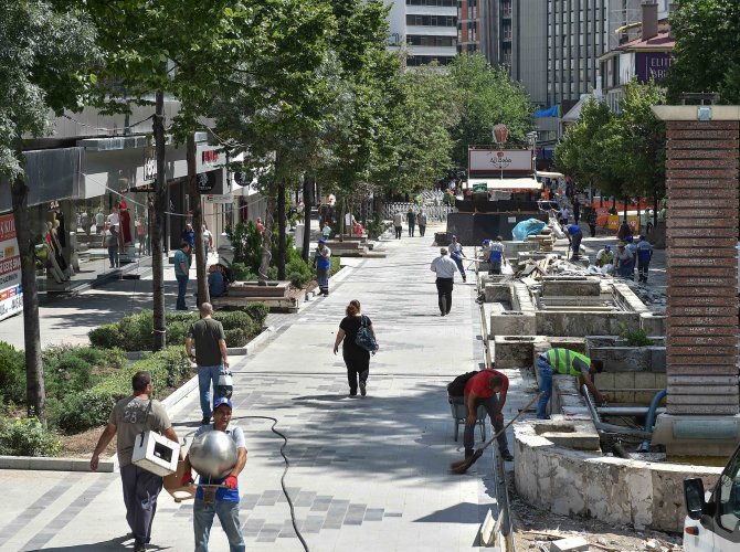 İzmir Caddesi yenileniyor