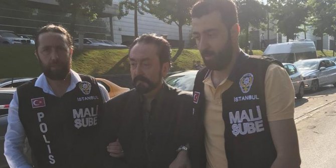 Adnan Oktar'ın gözaltına alındı