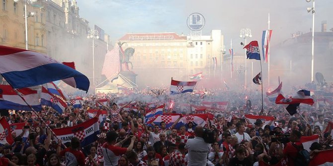 Hırvatistan'da buruk kutlama