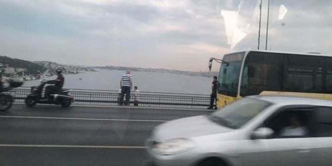 Şehitler köprüsünde hareketlilik: Trafik durdu!