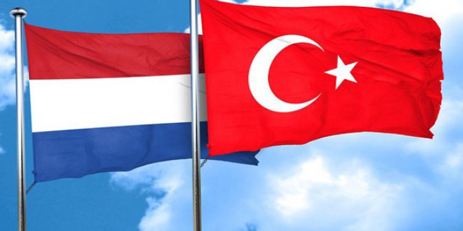 Hollanda geri adım attı